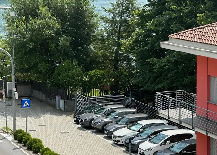 Buddy's House View Dog Friendly Whit Garage شقة اباديا لاريانا